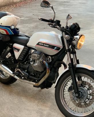 Moto Guzzi V7 Classic 750 – 2009