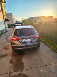 Ford mondeo station wagon 