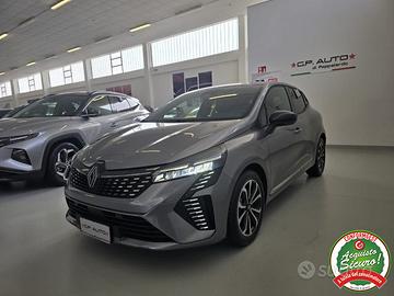 RENAULT Clio TCe 90 CV 5 porte Techno