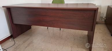 scrivania segretaria