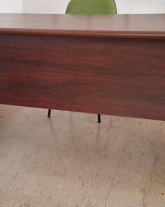 scrivania segretaria