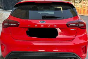 Ford Focus MHEV 155 CV 2023 – 32.800 km – €17.200