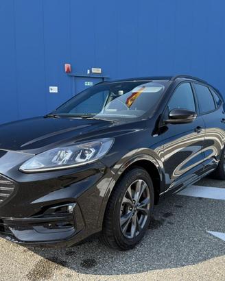 FORD KUGA ST LINE