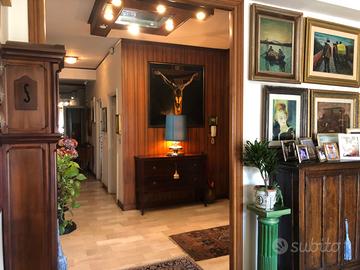 Corso del Popolo appartamento ampia metratura