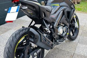 Stupenda moto keewey Rkf 125