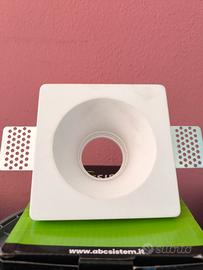 Faretto in gesso da incasso tondo 
