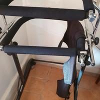 atrezzo x far camminare disabile con imbragadura