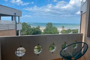 Luminosissimo appartamento fronte mare