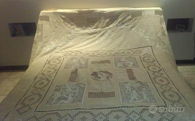 copriletto matrimoniale lino ricamato