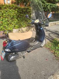 Vespa LX 150