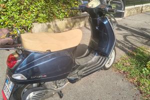 Vespa LX 150