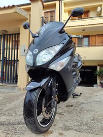  T MAX 500 