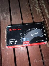 pastiglie freni posteriori auto