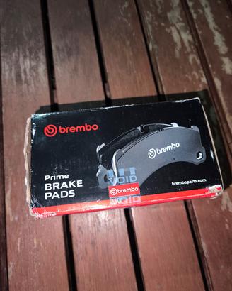 pastiglie freni posteriori auto