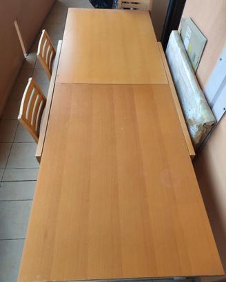 Tavolo in legno