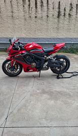 Cbr650r