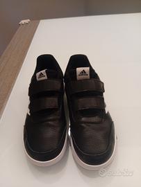 scarpe Adidas unisex numero 36