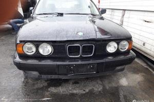 Bmw serie 5 520i E34 anno 1990 per ricambi (2a)