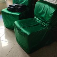 Poltroncine rivestite in raso