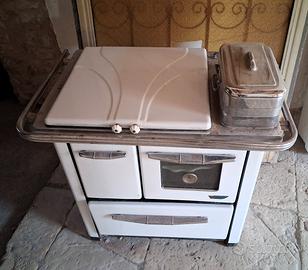 Stufa economica a legna
