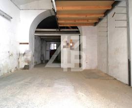 MAGAZZINO - 62 M² - VIA E. S. PICCOLOMINI, 9 (TS)