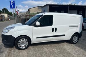 Fiat Doblo Doblò 1.4 T-Jet Natural Power PL-TN Car