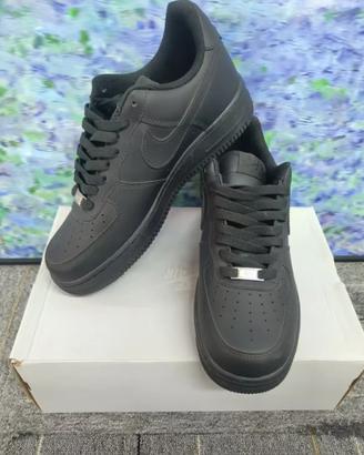 Nike Air Force 1 '07 Sneakers basse nere / 43
