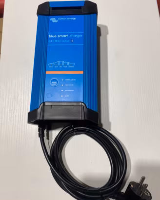 Caricabatteria Victron Energy Blue Smart 24Volt