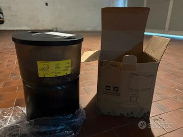 Distributore cibo automatico animali