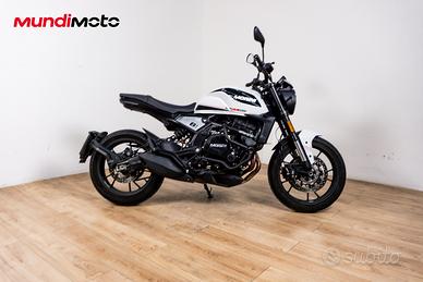 MOTO MORINI SEIEMMEZZO SCR - 2024