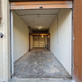 Garage Via Venezuela N.21