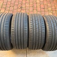 Gomme estive 235/45/18