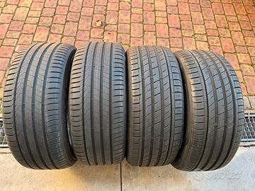 Gomme estive 235/45/18