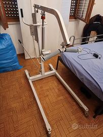 sollevatore elettrico per disabili