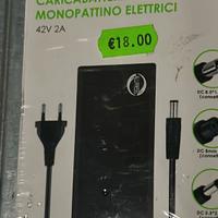 Caricabatterie monopattini elettrici