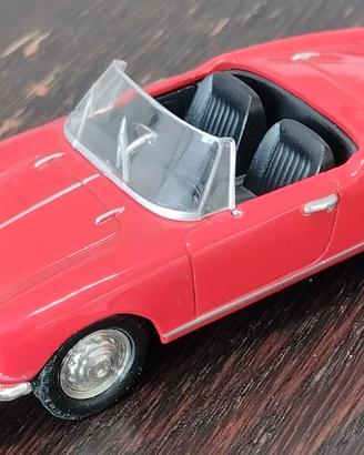 Modello Alfa Romeo Giulietta Spider 1/43 e altri
