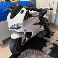 Motocicletta giocattolo