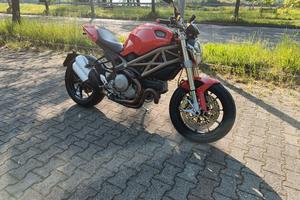 ducati Monster 1100evo edizione limitata