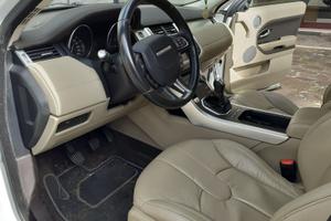 Land rover evoque - 190CV 2,2 Diesel; Bianca-nera