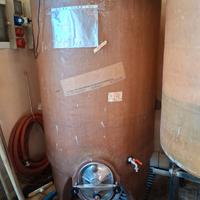 Vasche in resina e botti