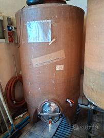 Vasche in resina e botti