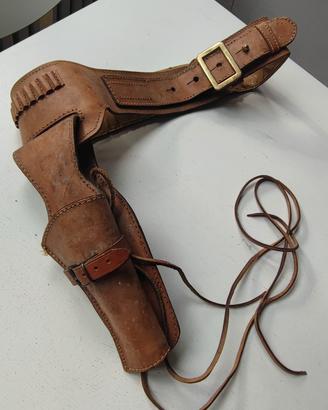 cinturone western in cuoio