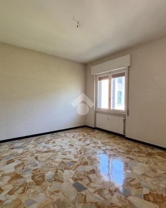 5 LOCALI A SANT'OLCESE