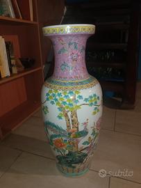 Vaso rarissimo in porcellana cinese decorato 
