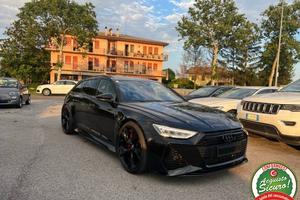 AUDI RS RS6 Avant 4.0 TFSI V8