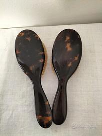 coppia spazzole antiche da toaletta 