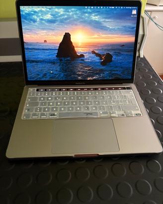 MacBook Pro 13" (2020) Intel - 8GB RAM / 256GB SSD
