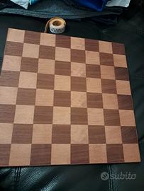 scacchiera  vintage in legno 