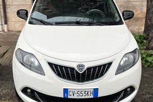 Lancia Ypsilon 1.0 2024 Platinum