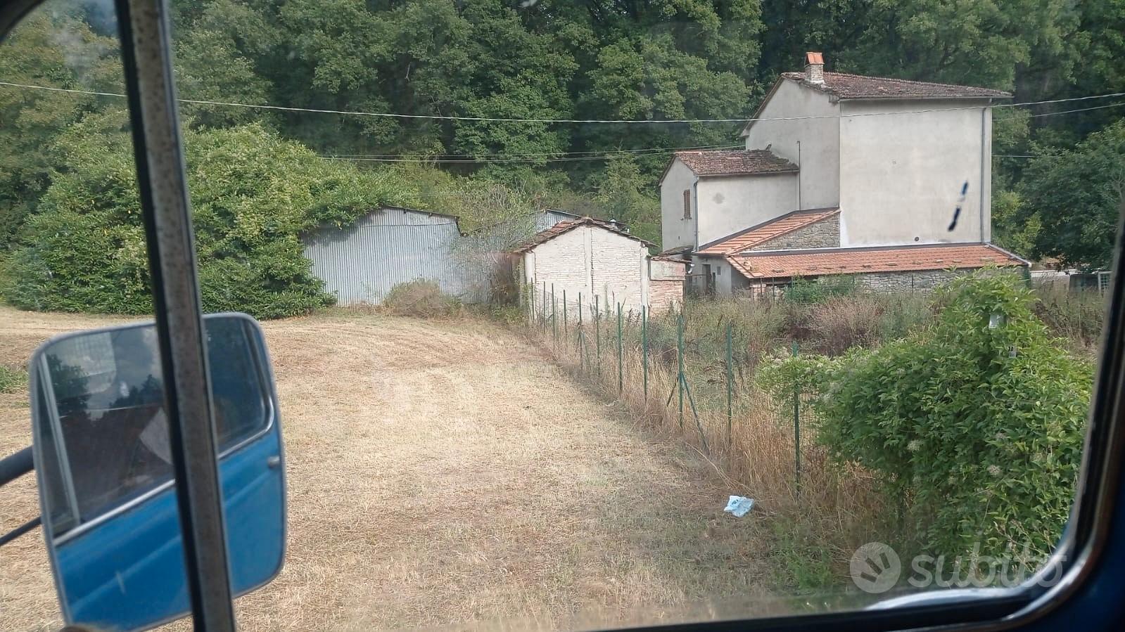 Casale con terreno ad Anghiari - Vista 2